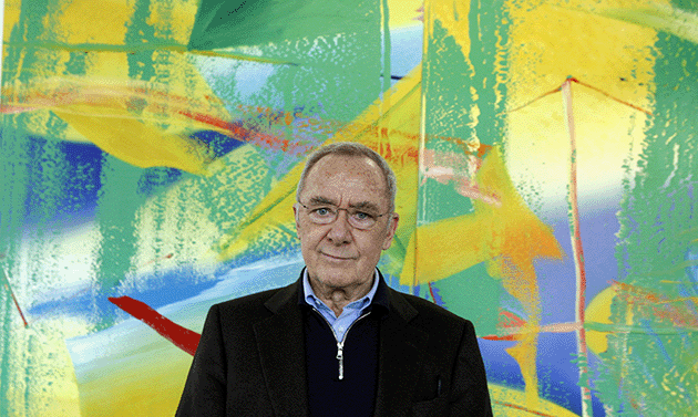  German artist Gerhard in front of his painting Yellow Green at his exhibition, Museum Frieder Burda, Baden-Baden, January 18th 2008. Image: Picture Alliance/DPA /Bridgeman Images, Artwork: © Gerhard Richter 2022 (0040)